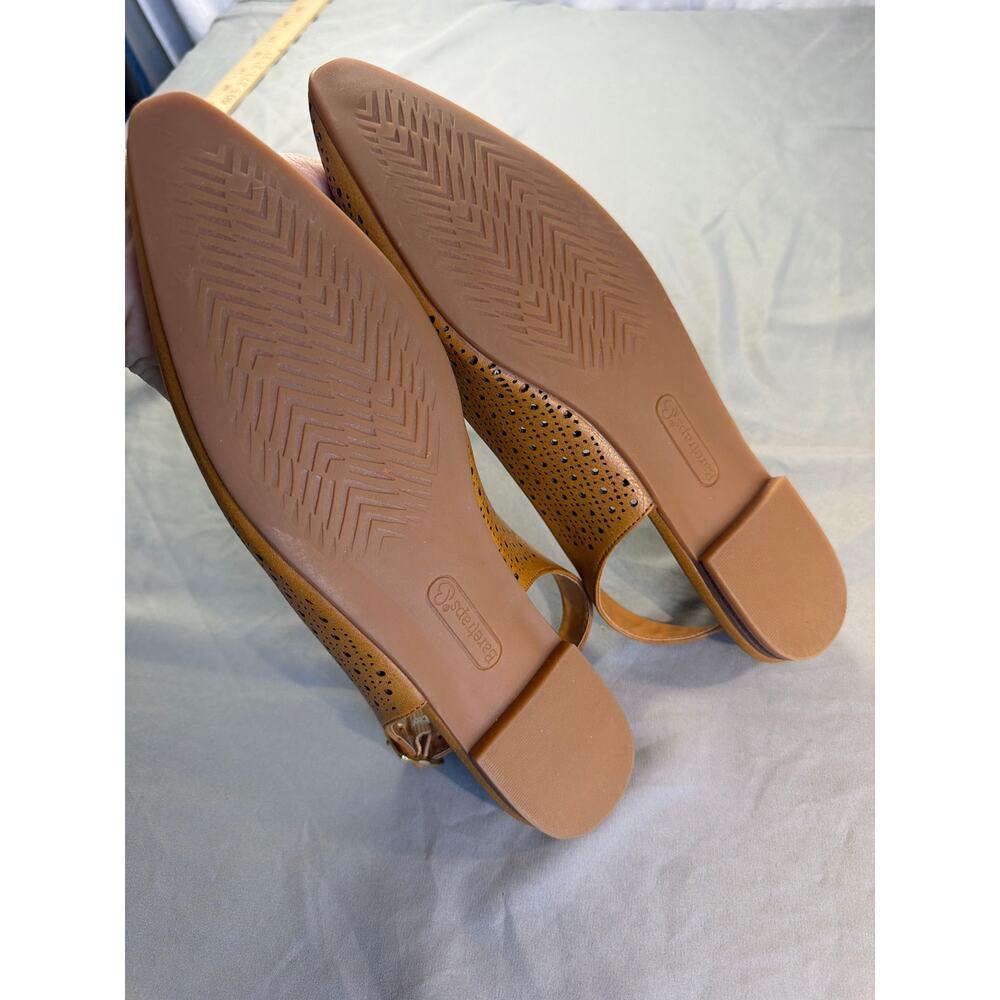 Baretraps Women's Riva Slingback flats size 8 NWOT - Picture 4 of 5